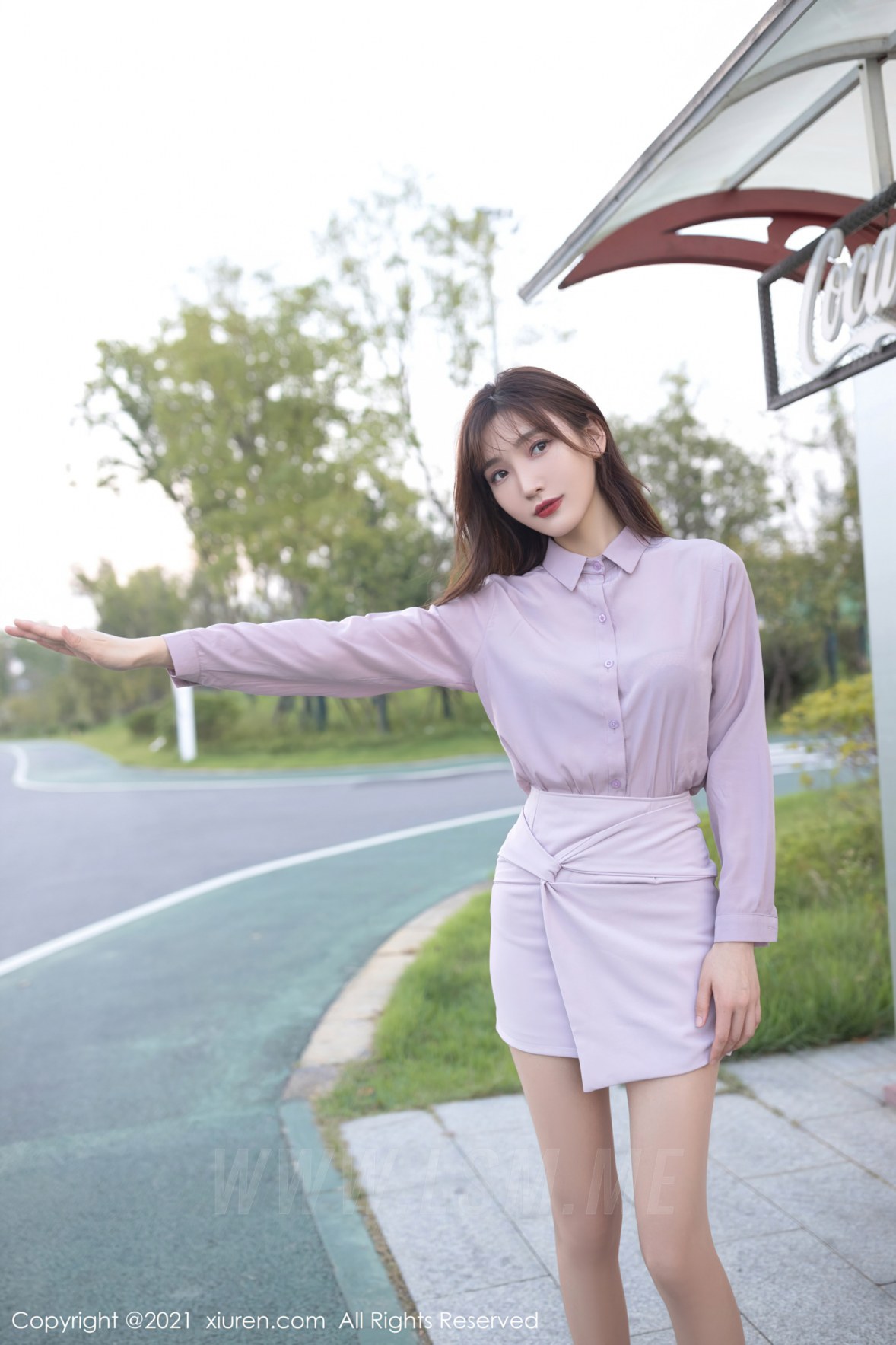 少女的全体照片高清